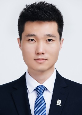 161765845811800997.jpg 冯晓东(1).jpg